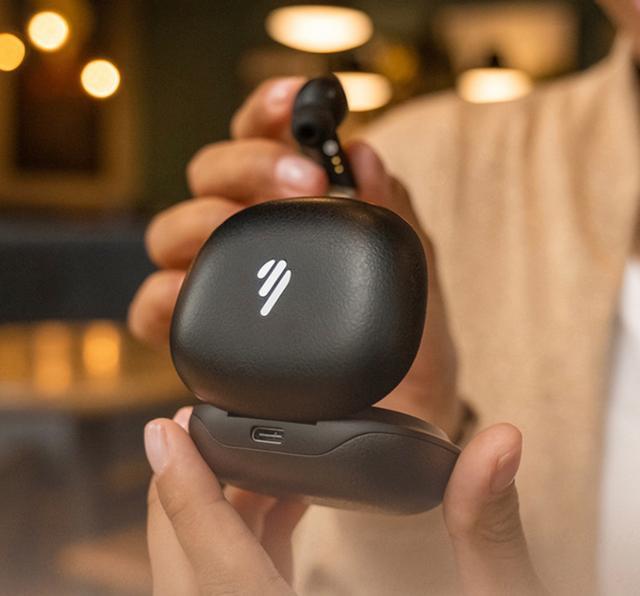 价格亲民音质不妥协漫步者nb2降噪蓝牙耳机让音乐达人尖叫