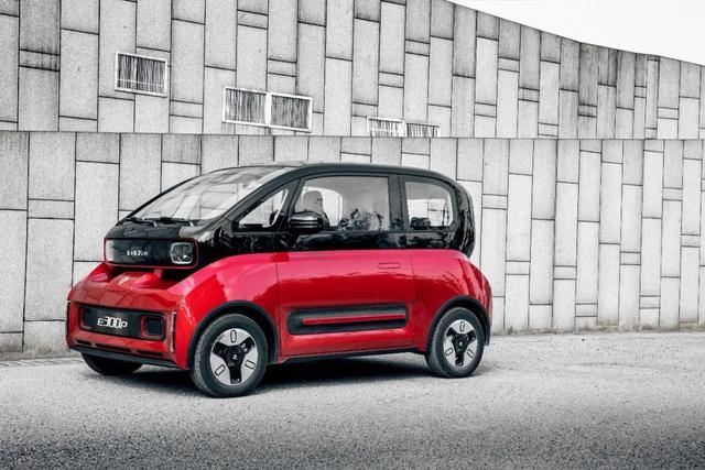 48万-8.48万 新宝骏e300 e300plus 上市