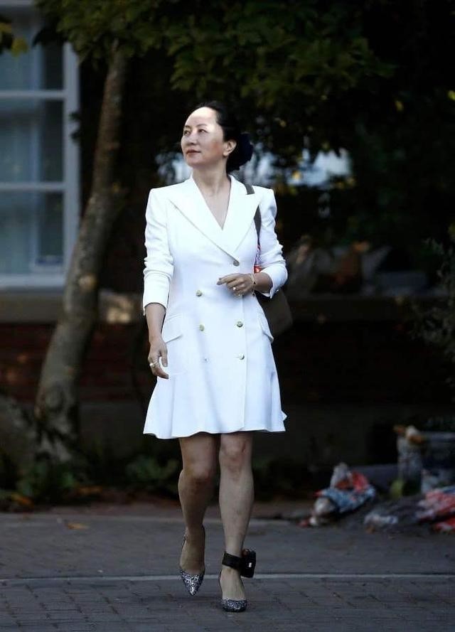 孟晚舟的675天丈夫的做法令人感动温暖的陪伴夫妻间恩爱