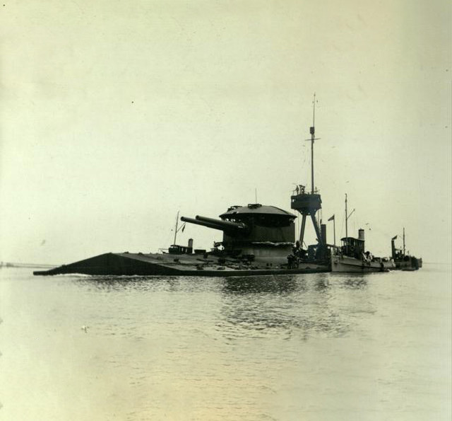 可以跨越千里"集合团战",不过法蒂布鲁诺号以及众多浅水重炮舰一样,都