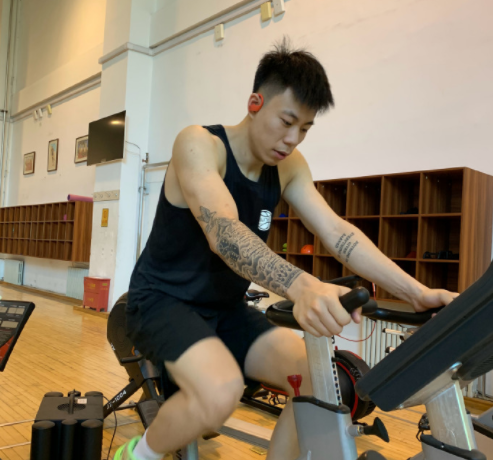 杨鸣爆料:张镇麟明年将加盟辽宁!ncaa场均5 2在cba腾飞?