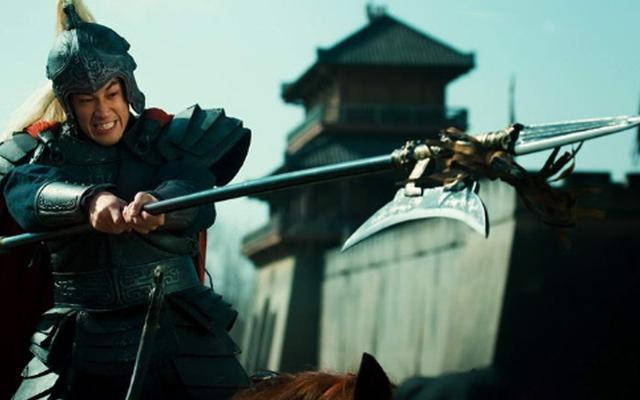 董卓当时跟丁原对战完全是秒败吕布,董卓说:"我得吕布,何愁天下不得啊