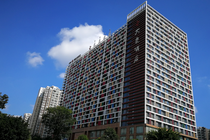 看过来青白江给你颜色看