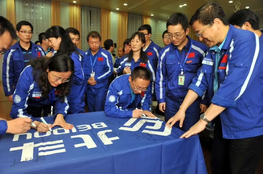 "全球组网,全球服务"是北斗三号的目标和承诺,也给北斗团队带来全新的
