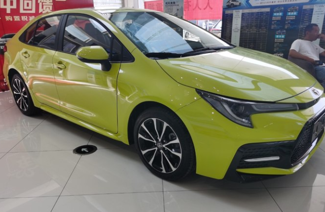 2021款丰田雷凌到店,明天上市,1.5t爆发116马力,油耗5.6l