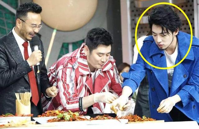 5人组成的快乐家族还不满足 快本选拔新主持人意义到底在哪儿 腾讯新闻