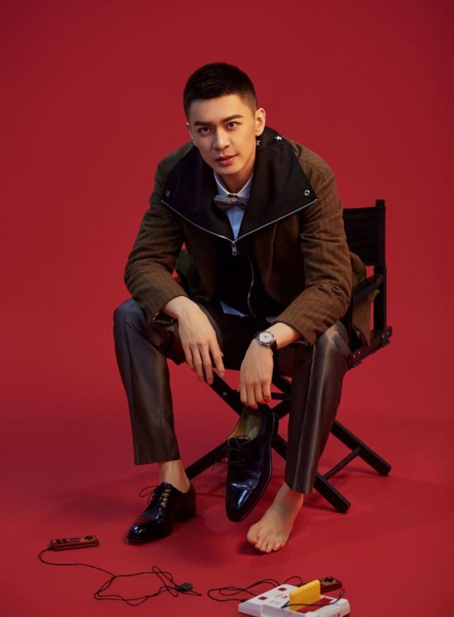 当下cba主帅谁最帅小鲜肉的杨鸣还是阳刚派的巩晓彬