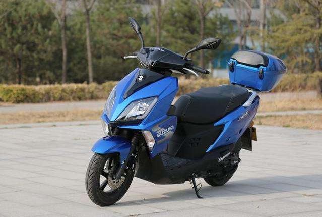 橫評豪爵usr125三陽悍將s鈴木uy125三款小排量踏板車