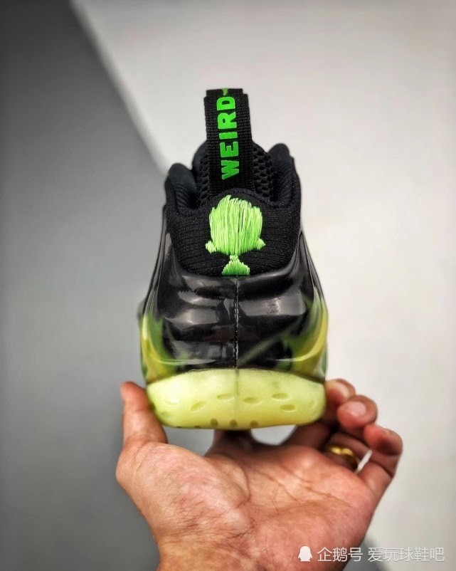夜光nike"paranorman"通灵喷泡 "通灵男孩"配色 开箱_腾讯新闻