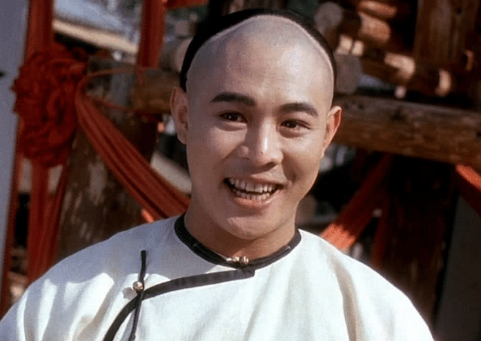 成龙|他们本是配角形象，最后光芒盖过主角，留下了无数人感慨的经典