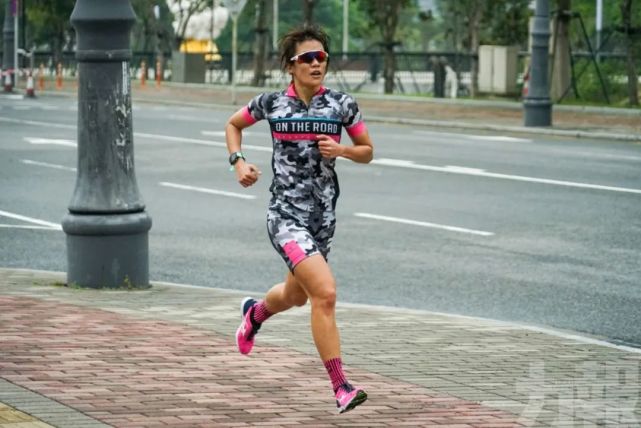 (徐婉莹摄)中国澳门铁人三项总会将于7月12日在西堤马路及莲花海滨大