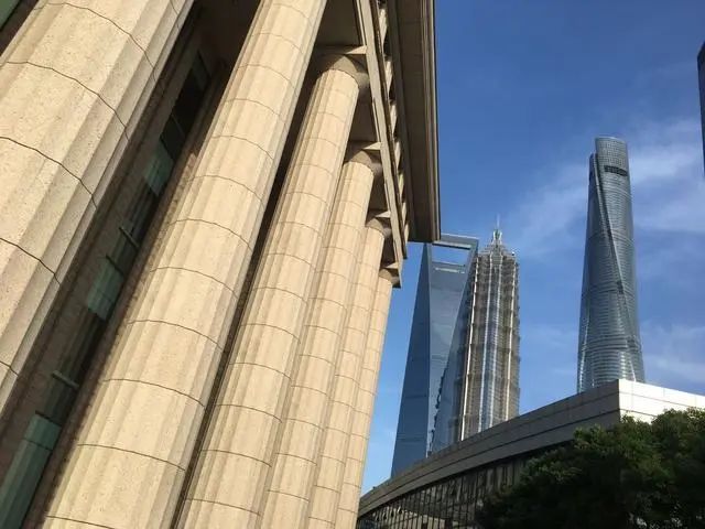 平安大厦|上海陆家嘴的“平安大厦”：27亿人民币堆砌出的尊贵、傲慢与寂寞