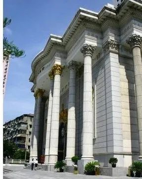 平安大厦|上海陆家嘴的“平安大厦”：27亿人民币堆砌出的尊贵、傲慢与寂寞