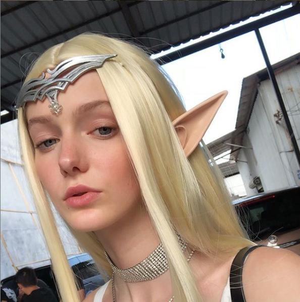 她被称"史上最美精灵",精灵扮相美艳不可方物,至今难有人突破_腾讯