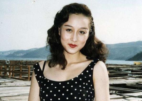 赌王何鸿燊病逝之后,利智频繁被恶意消费,李连杰或将动真格反击