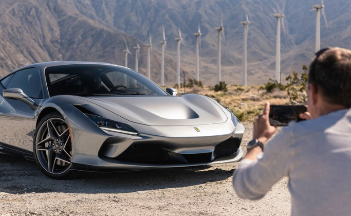 极致的行驶机器公路试驾法拉利f8tributo