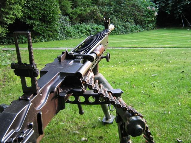 二战英国贝莎机枪机枪很好士兵们却不喜欢