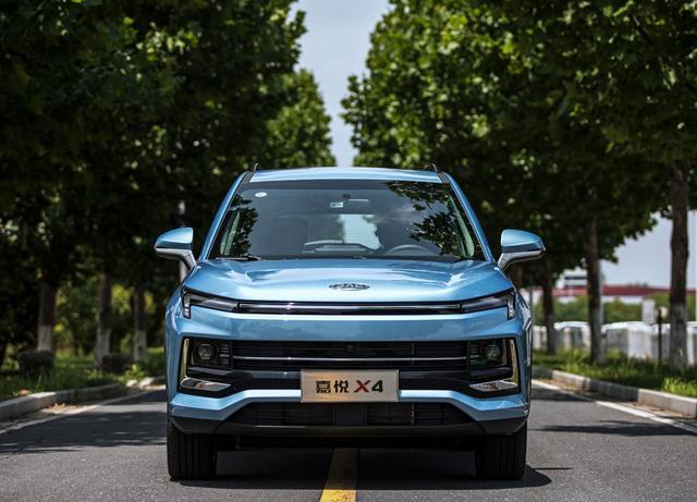 5t引擎,外观个性,6万多起卖|嘉悦x4|小型suv|领克|缤越|吉利