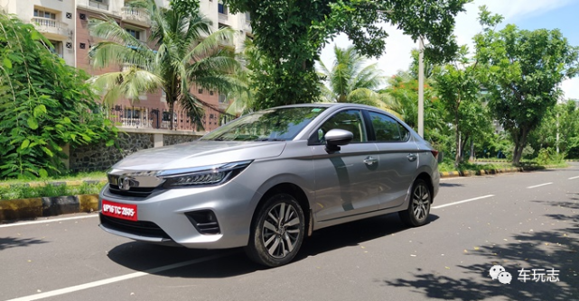 2020年第五代本田锋范city来了外观简直就是小雅阁