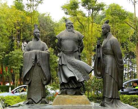 前有曹操观沧海后有曹植洛神赋曹丕凭什么位列建安三曹