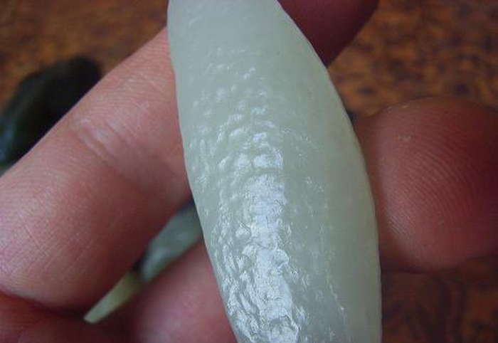 这种玉料极其稀少,竟然贵过籽料?