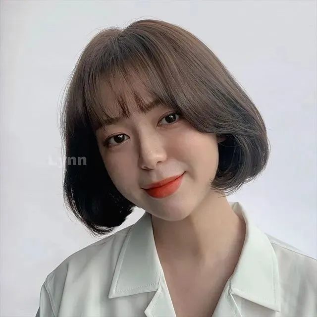 韩国锁骨短发过渡期烫发发型