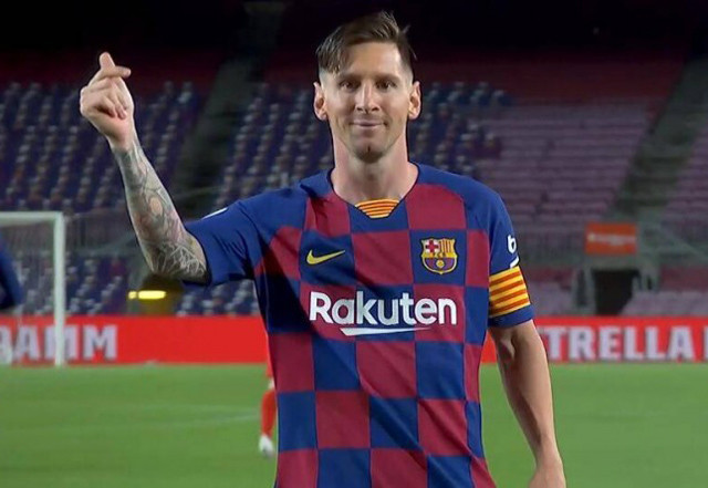 梅西迎700球里程碑!勺子点球戏耍马竞门神,比心庆祝萌翻全场