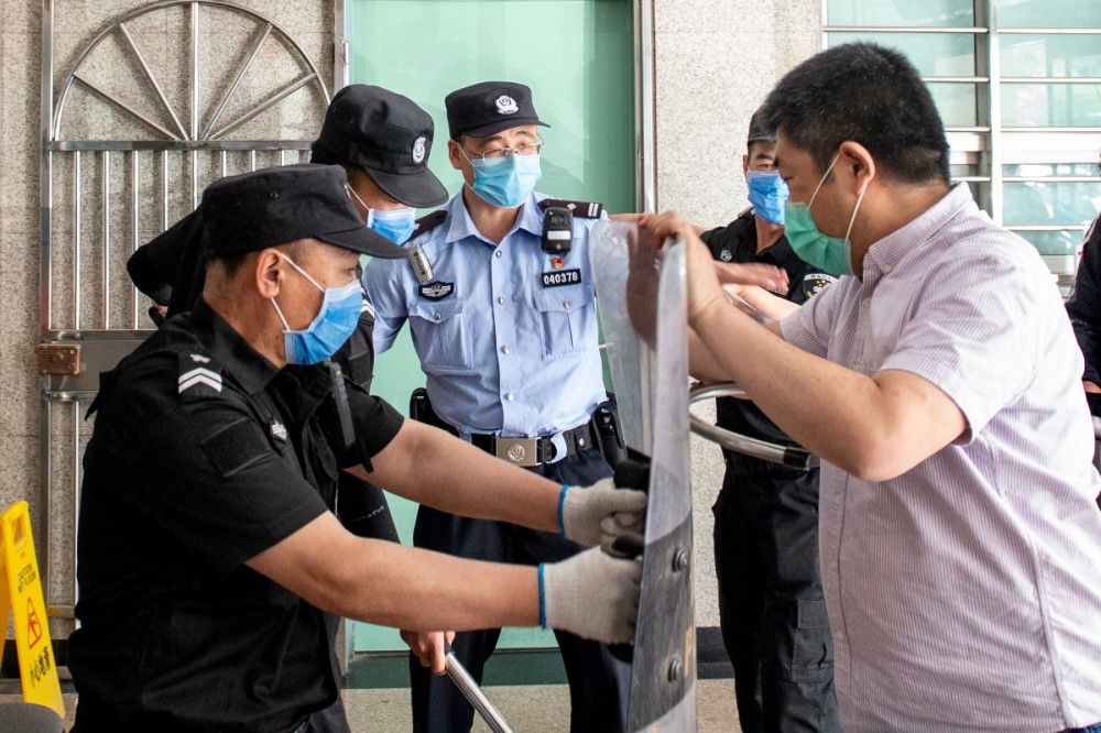 傅天雷|疫情之下的片儿警傅天雷：关键时刻我得守住阵地