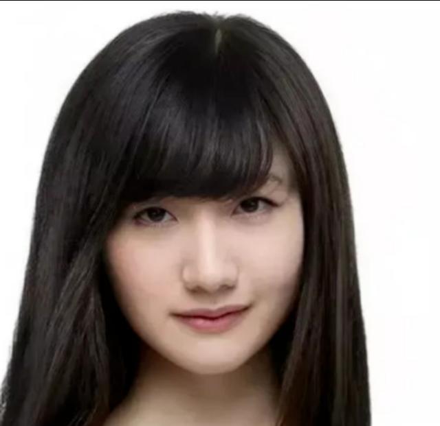 LPL职业选手女装是什么样子？阿水乐言太美了，uzi怎么回事？