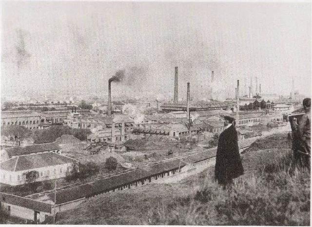 清末汉阳铁厂全景