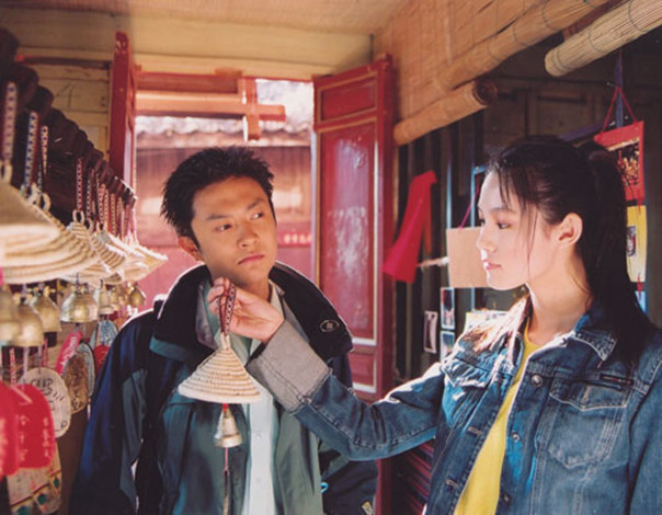 凭海岩剧与刘烨印小天一同走红,39岁于娜整容失败,近照堪比换头