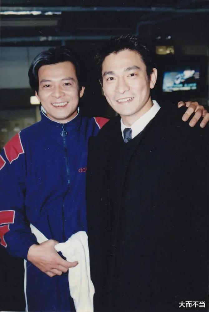 蔡康永说他是娱乐圈皇帝,王家卫说20年才出一个刘德华,李克勤说刘德华