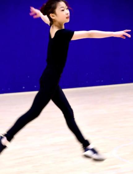 虐童,每年花60万打造巨星|北京|安龙鹤|花样滑冰|虎妈|张爱君|安香怡