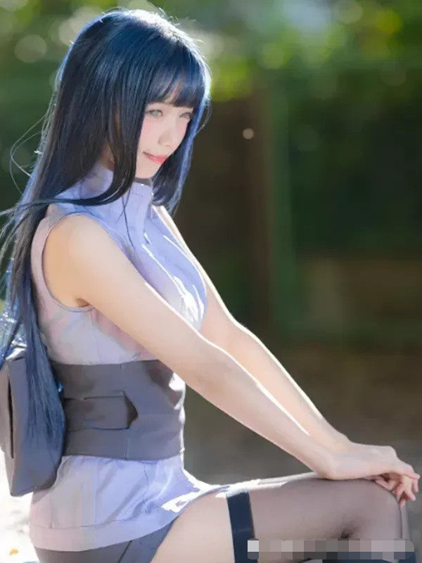 00后小姐姐cos雏田,因为一个小细节被嫌弃,网友:这不像雏田的性格!