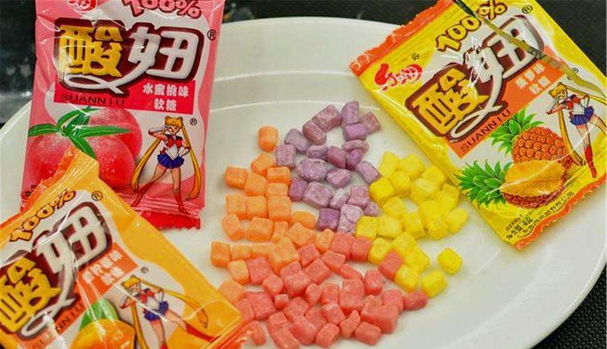 90后儿时零食大盘点,吃过这5种零食的,已经是孩子父母了吧?_腾讯新闻
