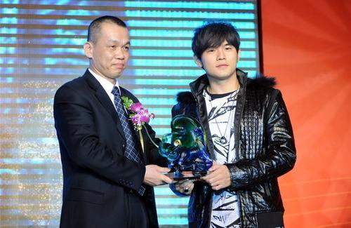 福建已经没落的3个运动品牌:曾经家喻户晓,如今只剩回忆|德尔惠