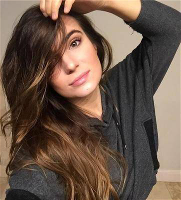 海沃德妻子身材凹凸有致性感程度堪比卡戴珊变身辣妈依旧恩爱