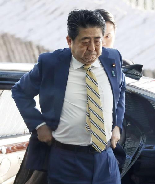 安倍晋三也是"妻管严"!58岁老婆别看不生育,照样上演婆媳大战