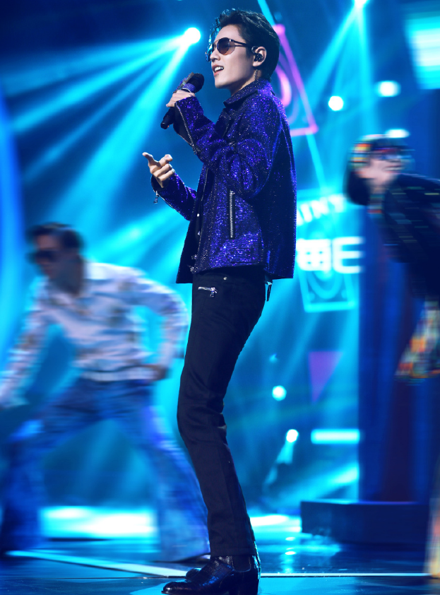 肖战|肖战复出又遇难题？获“烂片之王”称号，顶流男神何时才回归