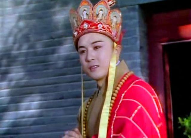 杨洁导演发现徐少华,是从电影《精变》中,她觉得里面清秀的疯少爷可以