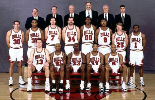 96年公牛取得72胜10负他们输掉的那10场败给了哪些球队