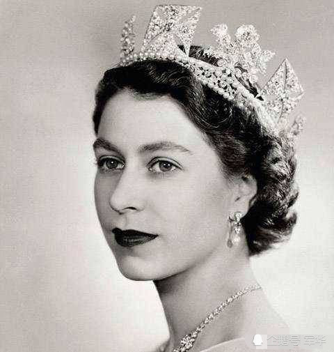 英国现任女王年轻照片图片