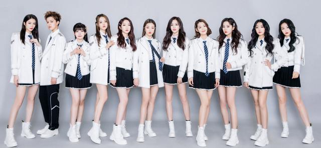 杨超越|杨超越辍学村花一个，除了哭啥都不会，凭啥只用2年就收入千万？