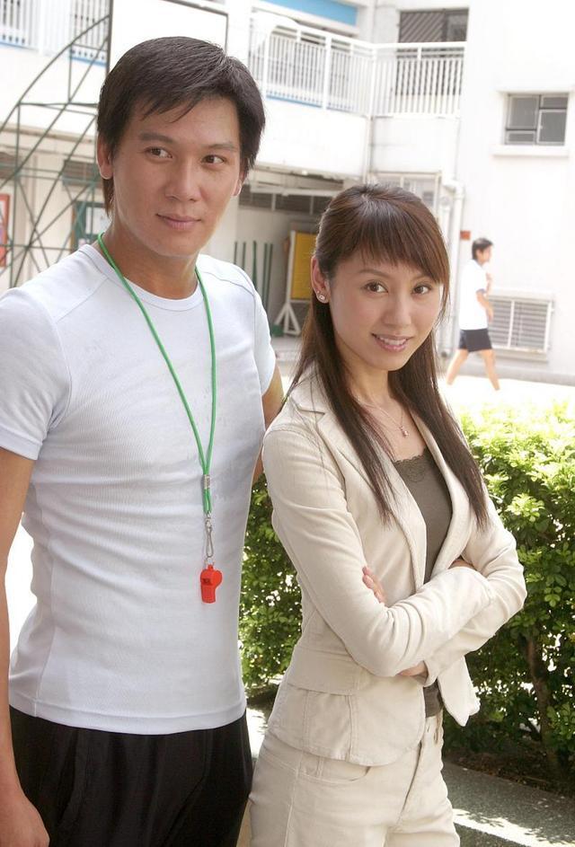 49岁甄志强阔别tvb11年罕见露脸身材保养尚可,至今未婚感情成谜