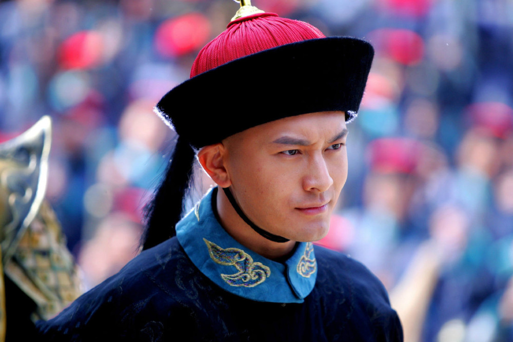 张一山版《鹿鼎记》新进展:剪掉11集剧情,有望今年暑期档播出