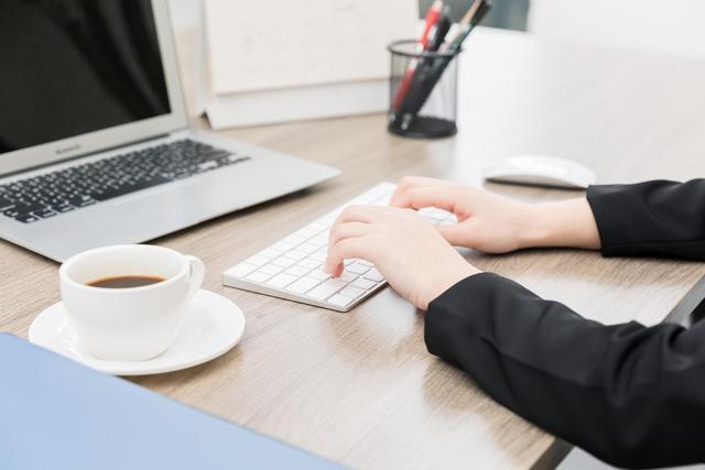 纠结该不该为副业放弃主业的人 看看这3点 只要符合就别纠结了 腾讯网