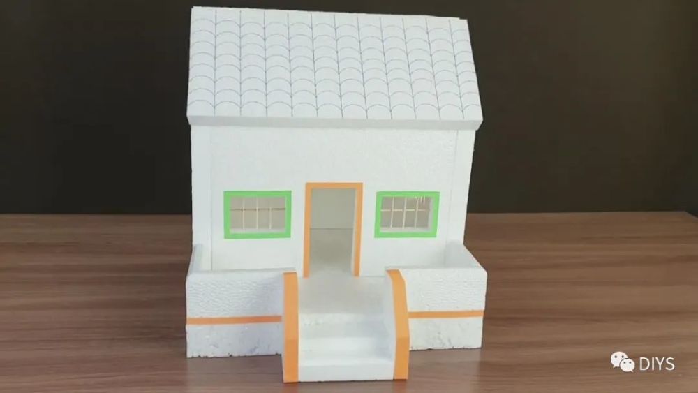 手工制作泡沫板房屋模型