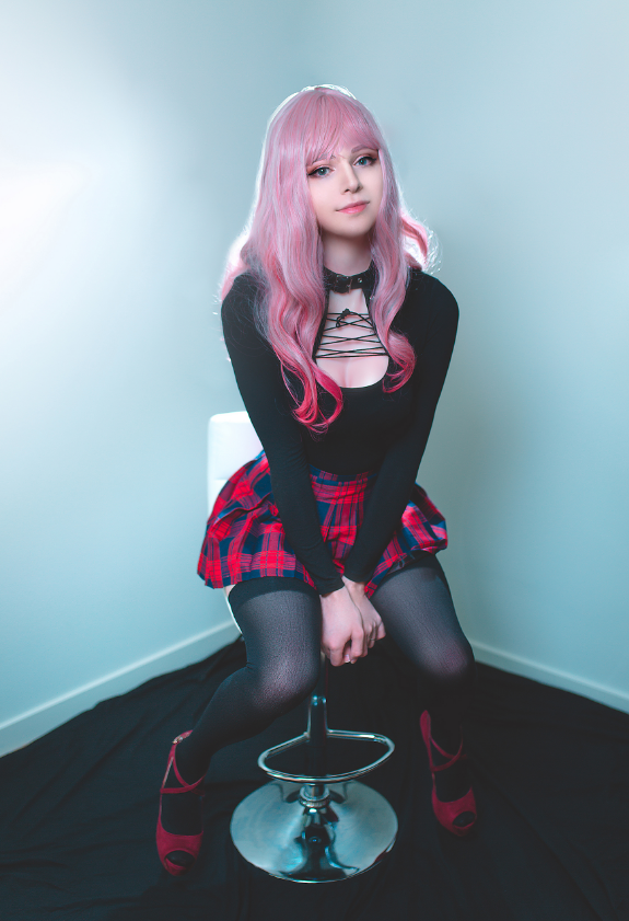 女装大佬sneaky再出新作品 c9官方回复:太性感了 老铁-英雄联盟官方