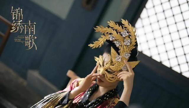 李沁|李沁摊上事儿了！新剧刚开播就深陷抄袭风波，原创公开狙剧组维权！