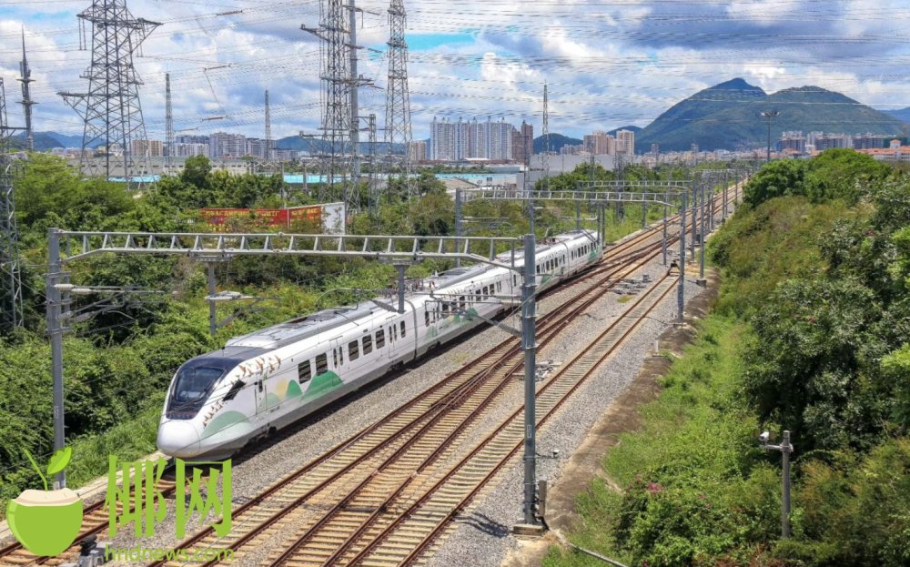 海口市郊列车开行一周年 发送旅客近113万人次